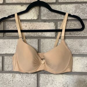 3for$20 bra has underwire 34C